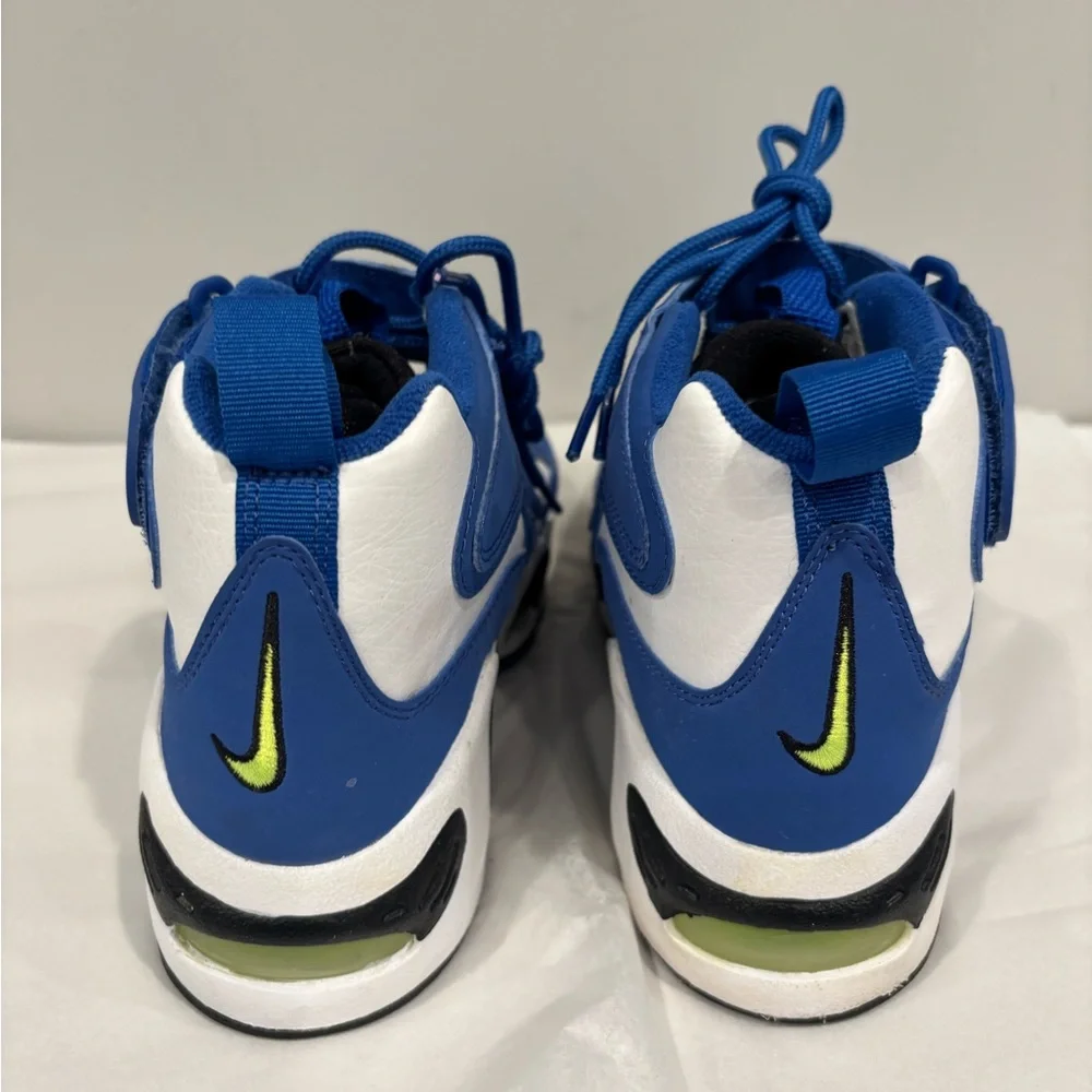Nike Air Griffey Max 1 Size 7 Youth Blue and White Sneakers with Black Accents